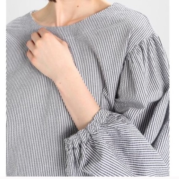 💖 Banana Republic Striped Seersucker Top Balloon Sleeve Size S - Picture 7 of 10